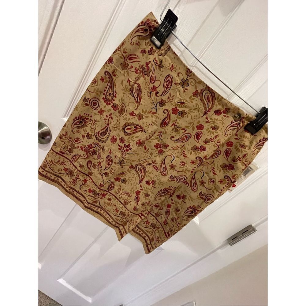 Charter Club women’s wrap skirt floral size 10 NWT